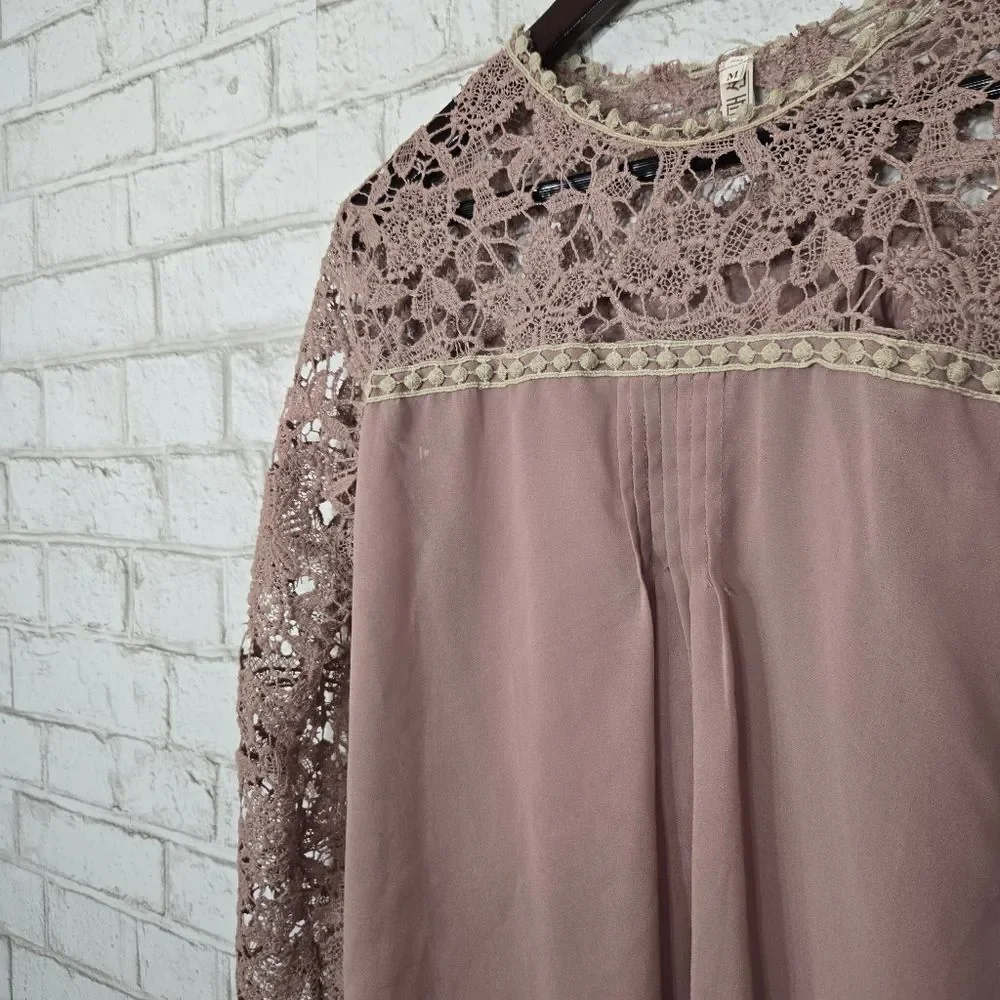 Cute lace top light brown blouse
